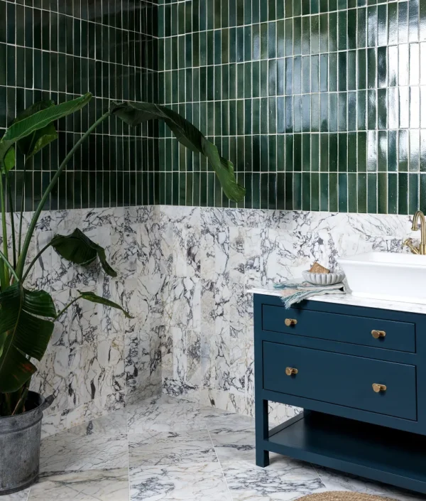 medici-viola-marble-capietra-tile